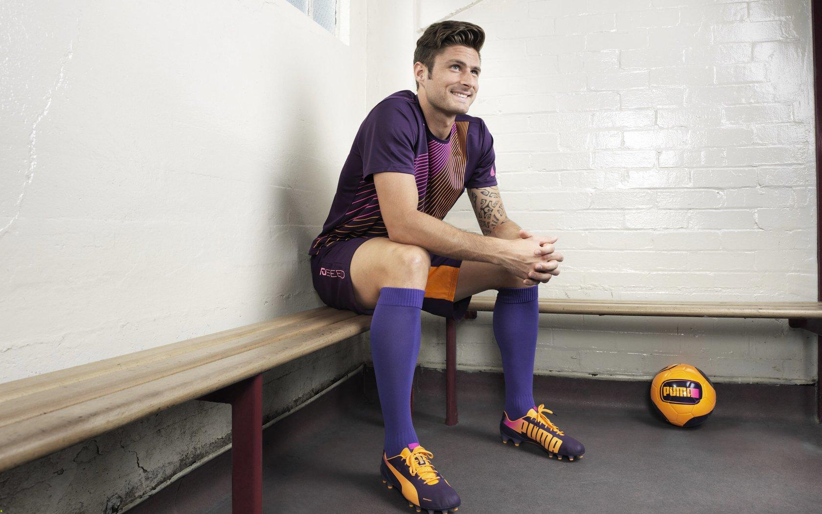 羽生结弦宣布转型职业花滑选手 未来将专注于冰上表演与个人挑战