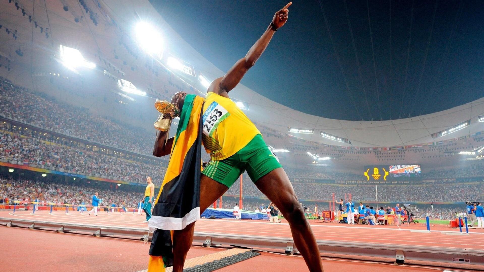 王者归来！中国女排成功卫冕世界联赛冠军