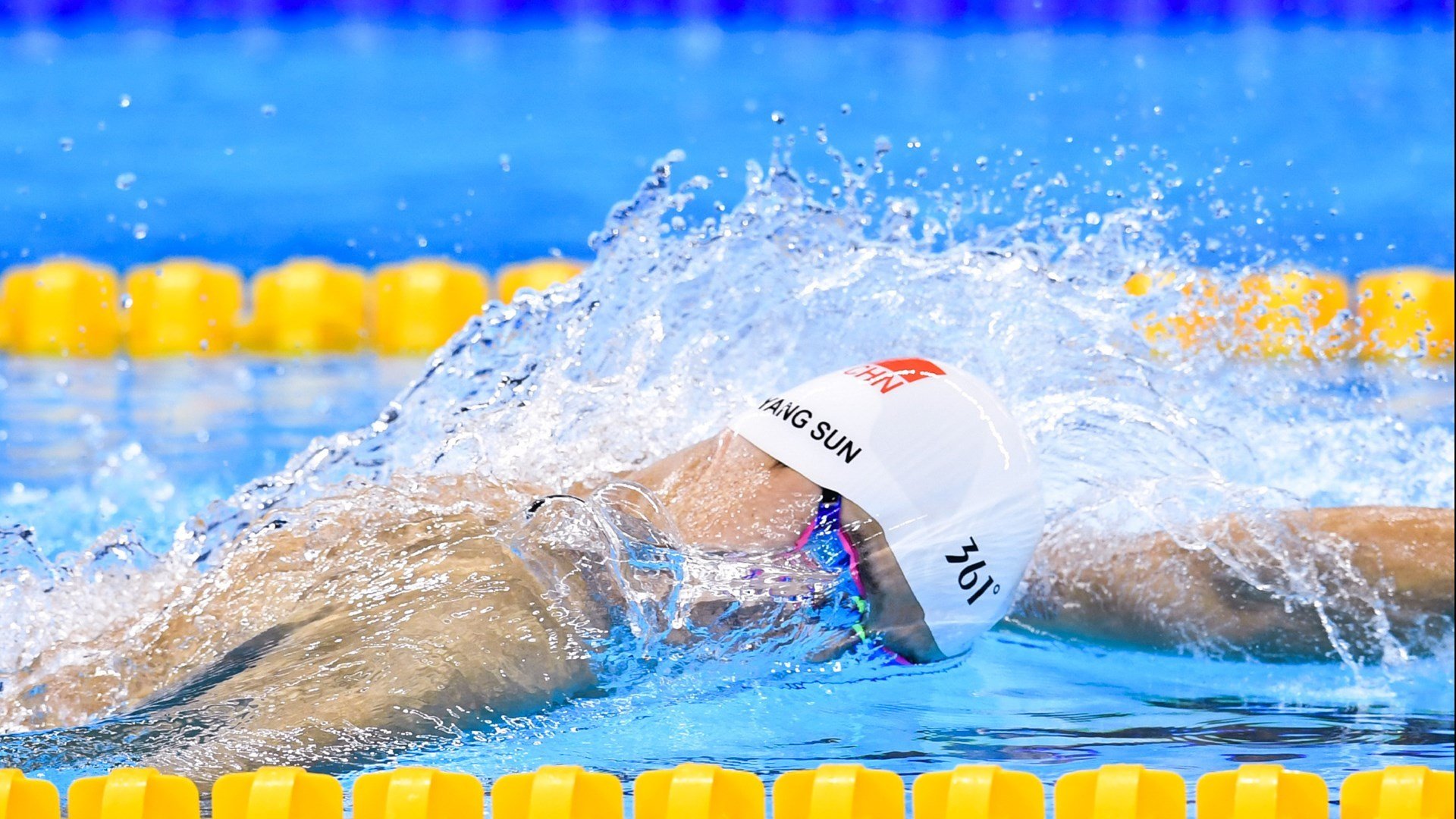 自由式滑雪世界杯中国站圆满落幕，本土新星斩获空中技巧金牌